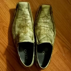 Mens ALDO Grey wash leather with cross